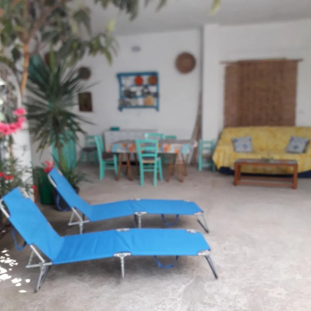 Casa Vacanze Alta Marea T Teulada Włochy